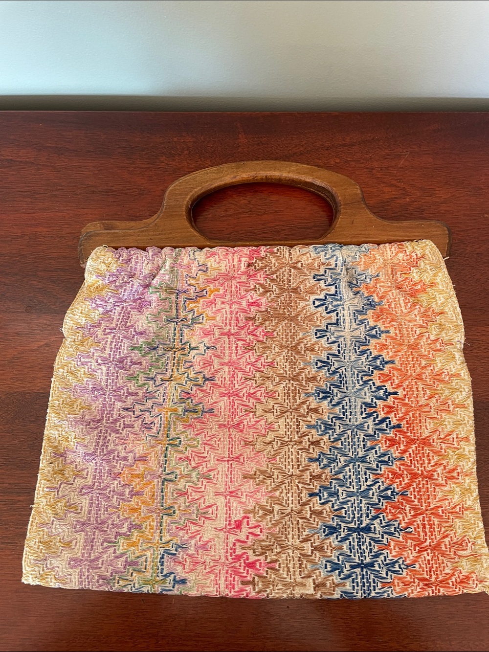 VNT Knitting Bag Multicolor with Wooden Handle - Picture 3 of 8